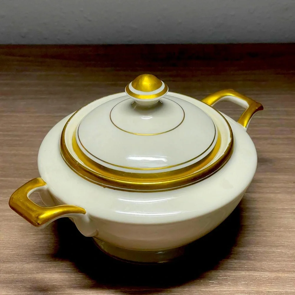 Vintage Warwick China‎ Sugar Bowl with Lid White Gold Rim Handle Made in the USA